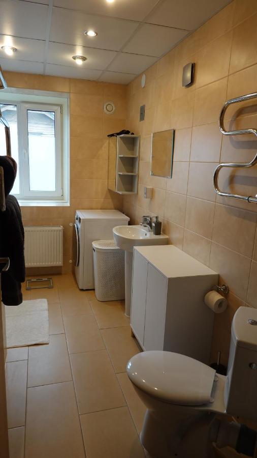 Cozy Telliskivi Apartment Near City Centre Tallinn Eksteriør billede