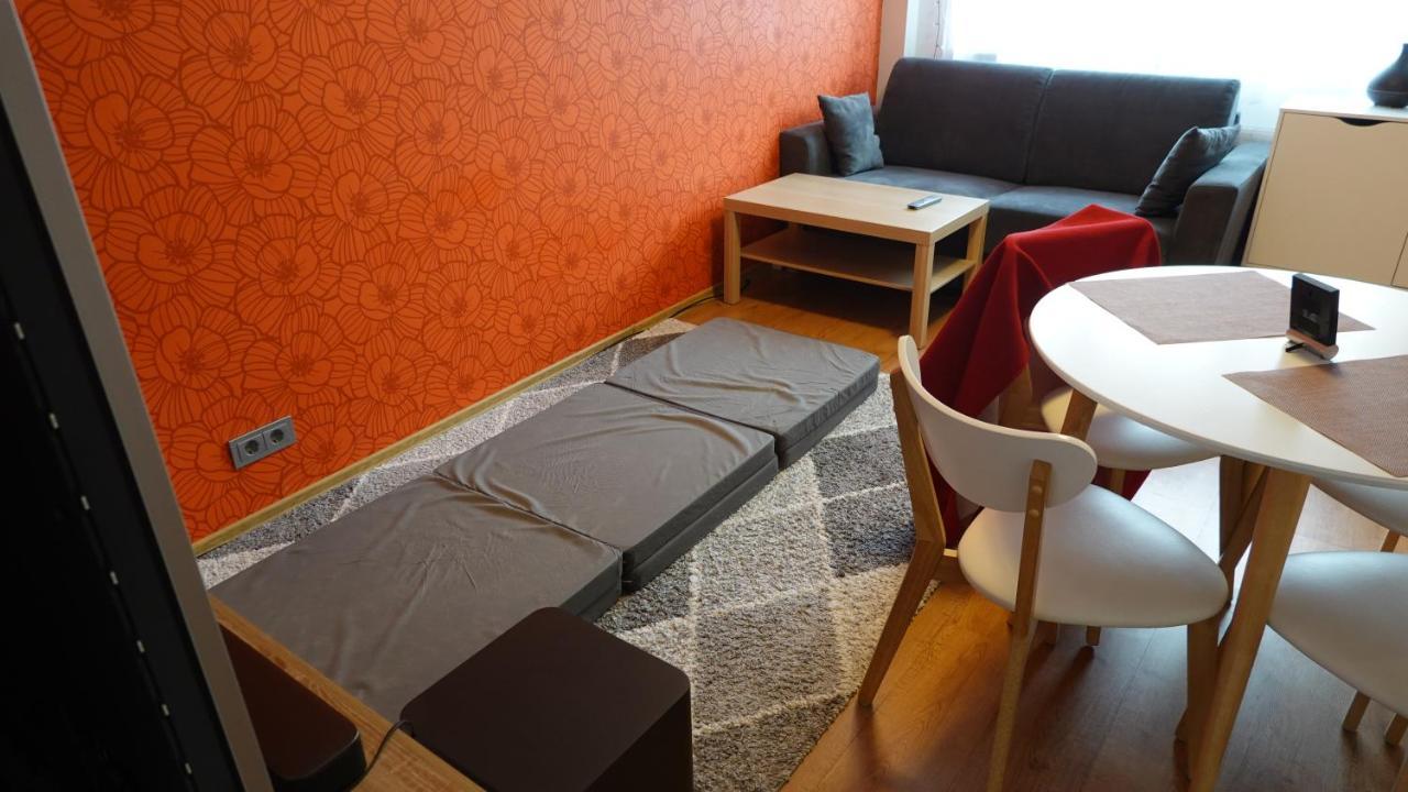 Cozy Telliskivi Apartment Near City Centre Tallinn Eksteriør billede